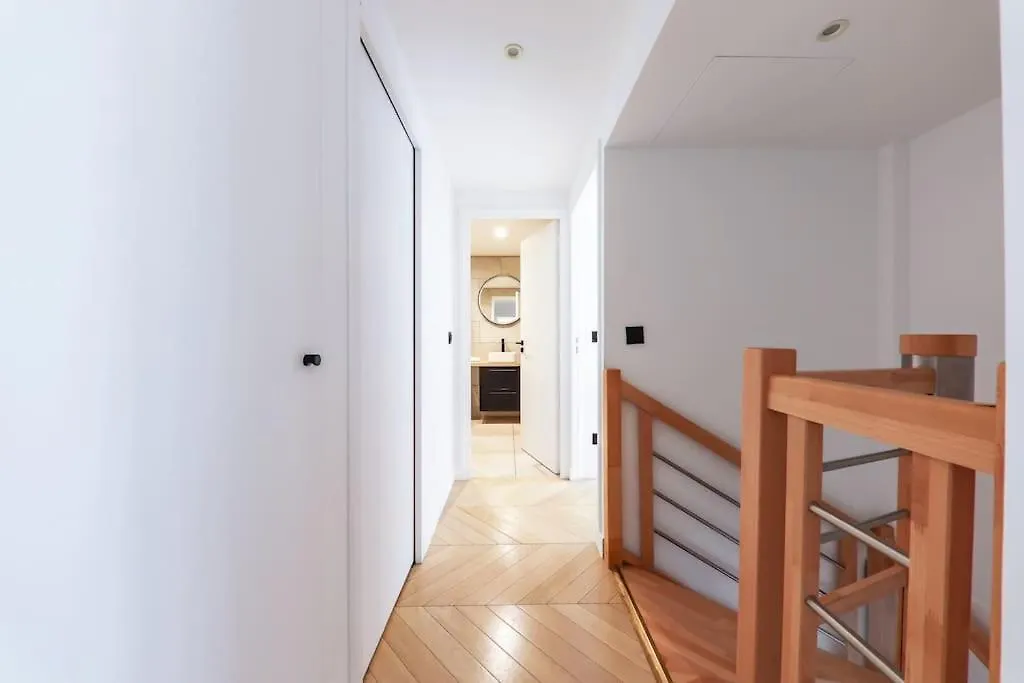 פריז Urban Retreat Brand-New Duplex 2-Bedroom